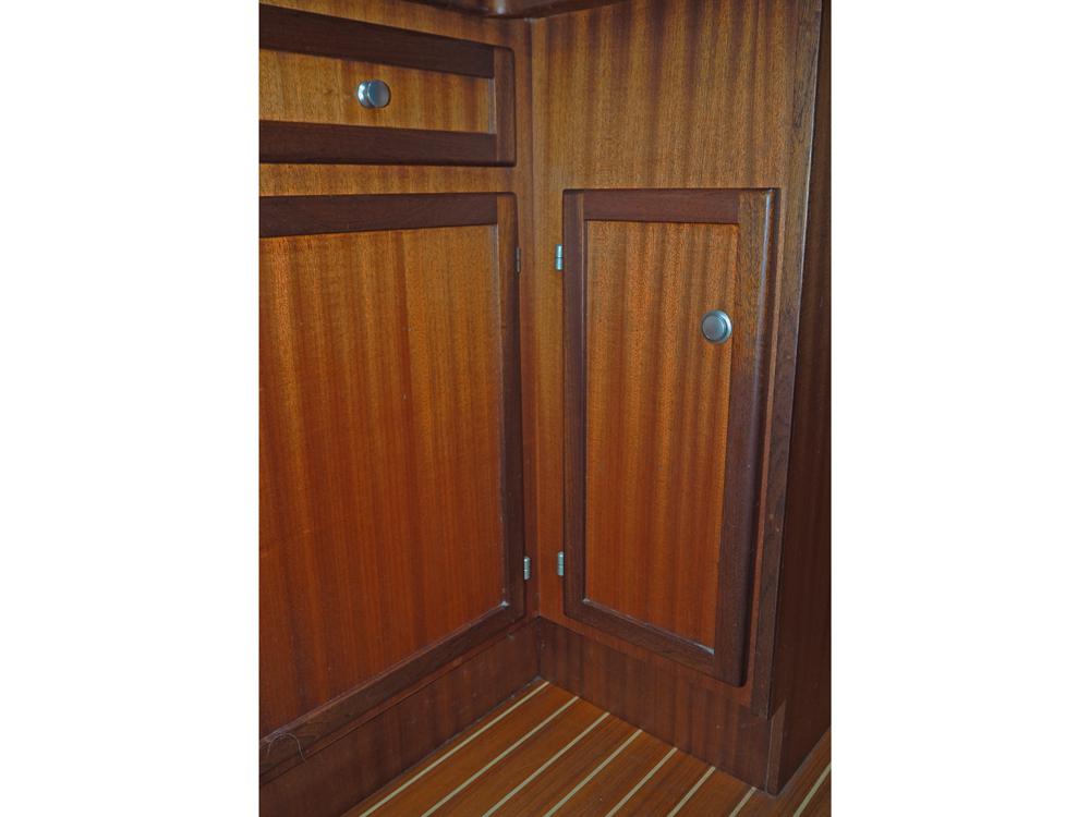 Fore ship, Accommodation